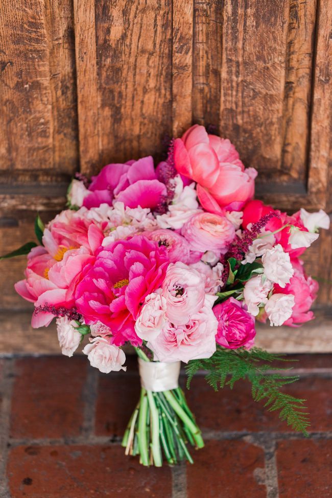 Pink flower bouquet 